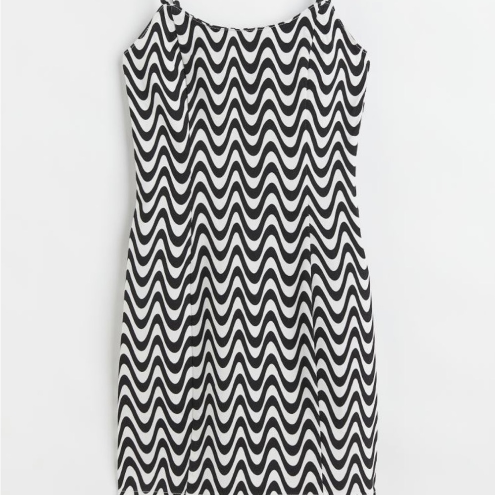 H&M Divide black and white dress